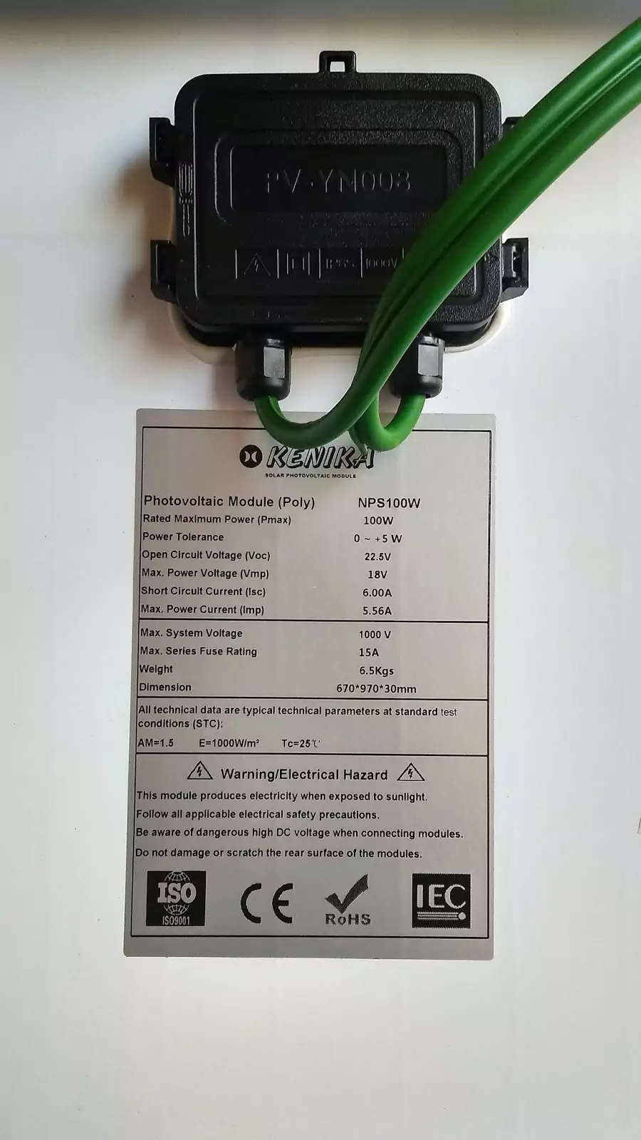  Spesifikasi Solar Panel 100Wp
