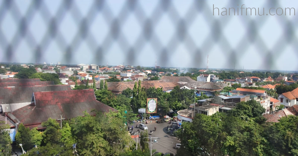  View wilayah Kabupaten Lamongan dari kabin bianglala.